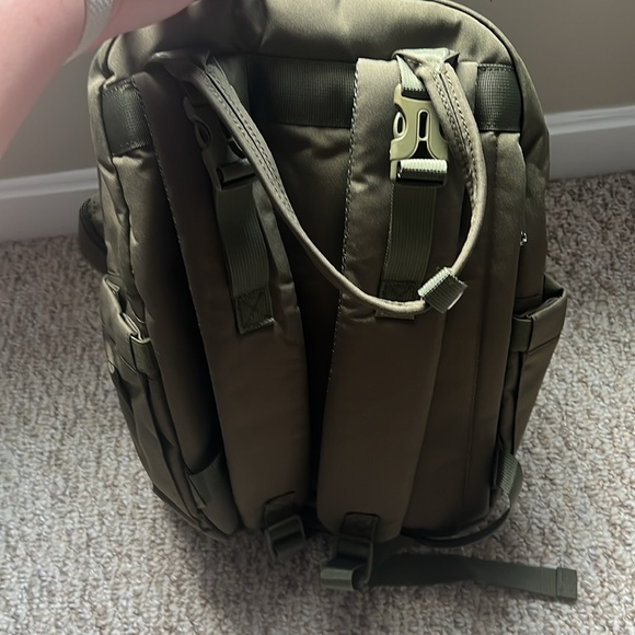 BabbleRoo Diaper Bag - Picture 4 of 4